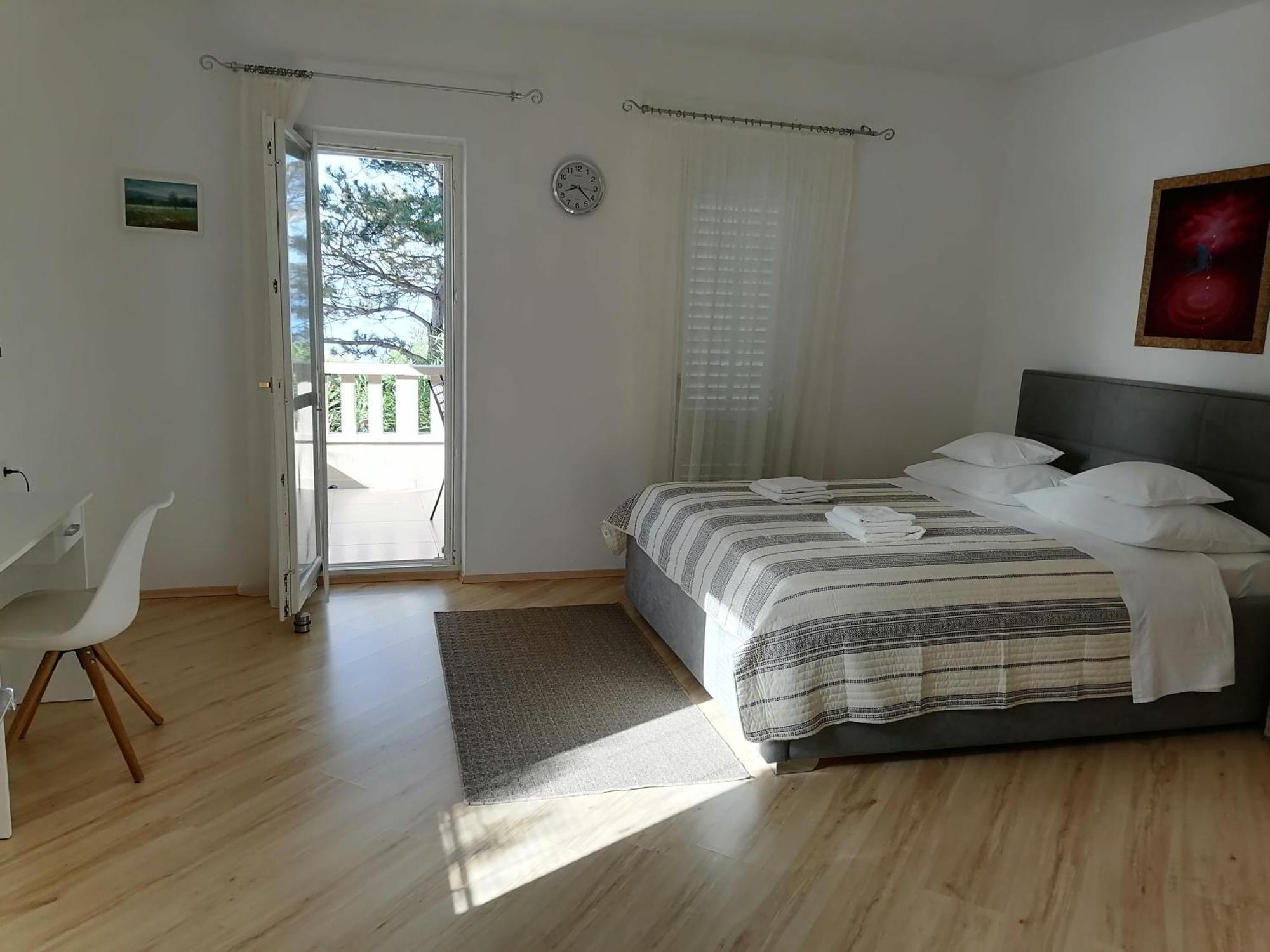 Apartmani Sruk Sukošan Eksteriør billede