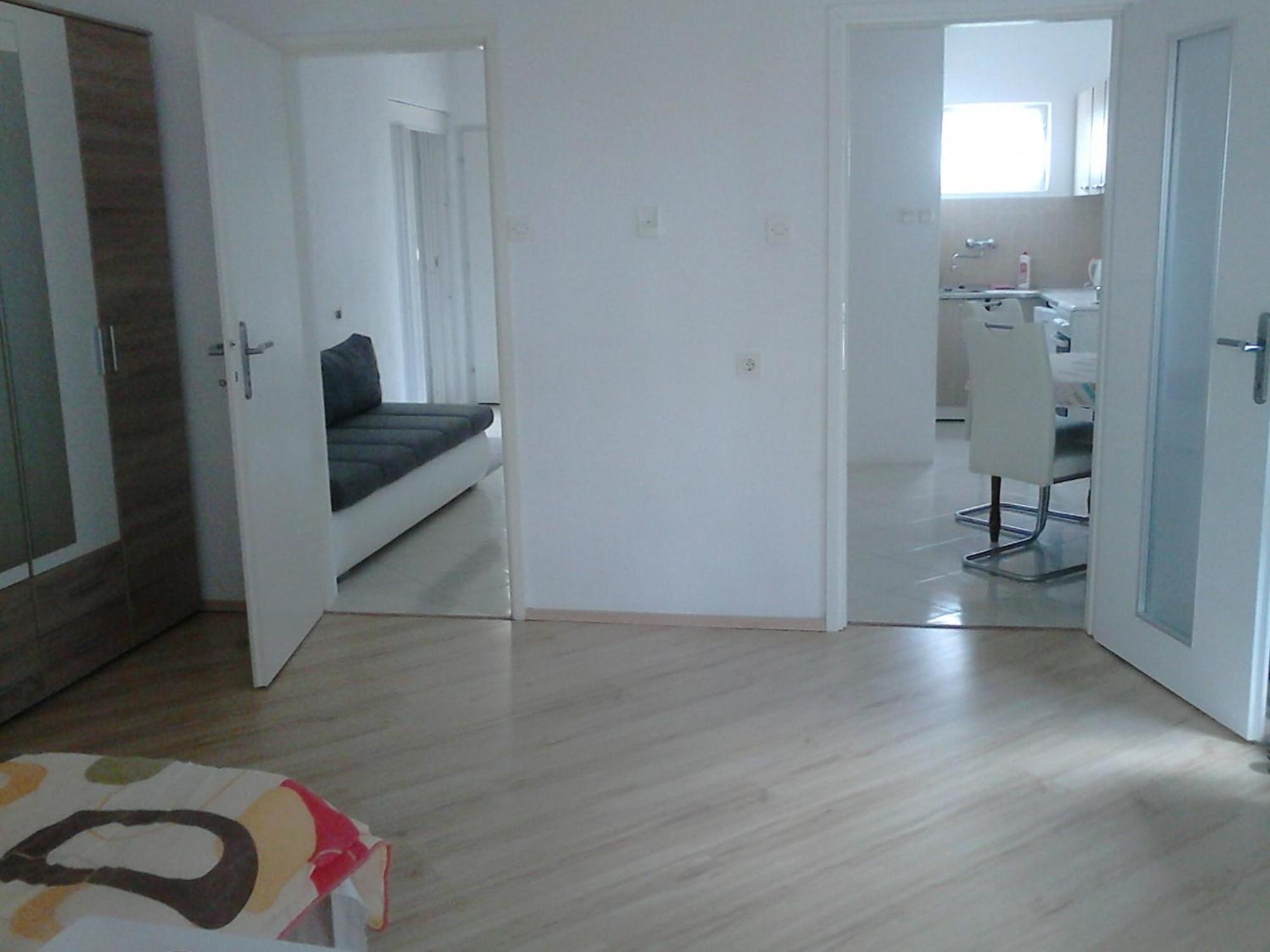 Apartmani Sruk Sukošan Eksteriør billede